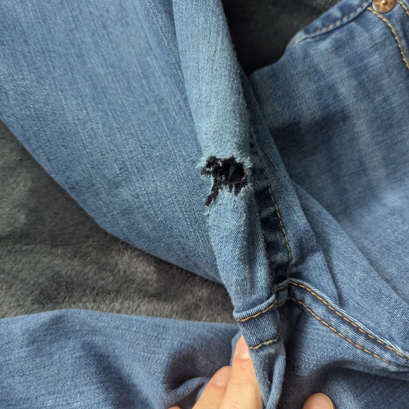 5 PCS LOT WOMENS PANTS MEDIUM-LARGE - Picture 2 of 2